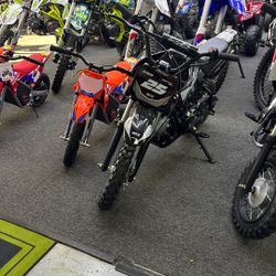Youth / Kids Dirt Bikes !! 70cc 