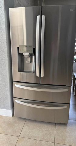 Refrigerator LG