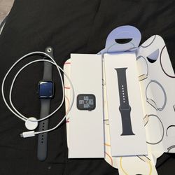 Apple watch SE Gen 2 44mm color midnight