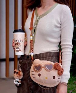 HELLO KITTY x CHAGEE HANDBAG