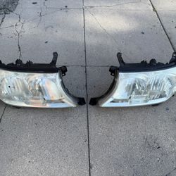 2008-14’ Toyota Land Cruiser 200 Series Headlight Assembly’s 