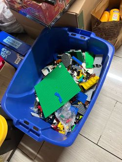 Large Lot of Mixed LEGO Bricks and Pieces