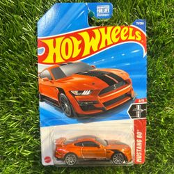 Orange Hot Wheels Mustang GT 80s #HotWheels #MustangGT