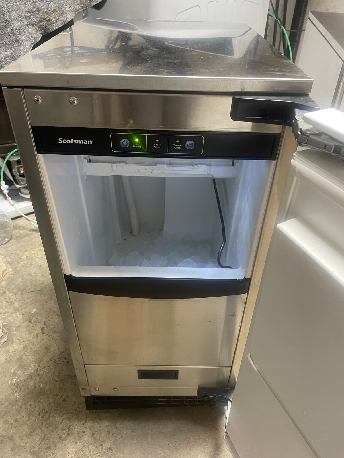 Scotsman Ice maker Panel Ready