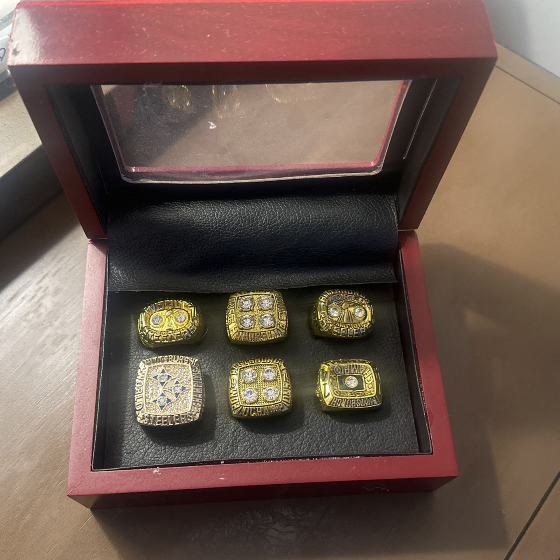 6 Steelers Championship Rings With Box for Sale in Los Angeles