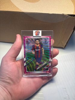 LIONEL MESSI PINK X FRACTOR