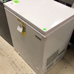 Magic Chef Freezer  E 