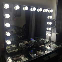 Used Vanity Desk
