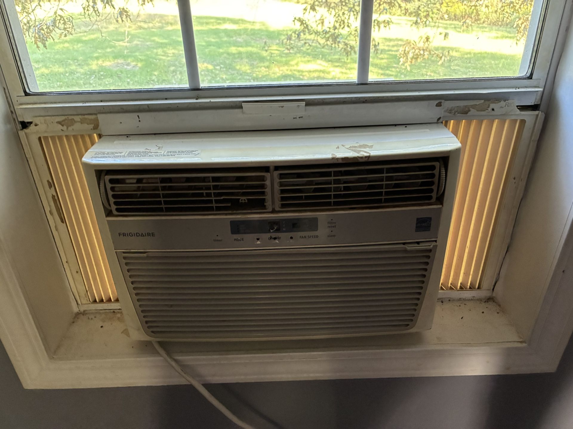 Frididaire Ac