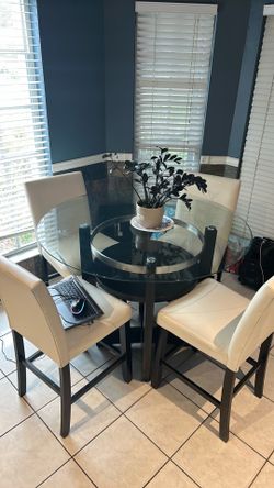 Round Glass dining table