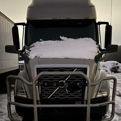 2018-2024 Volvo VNL Dear guard