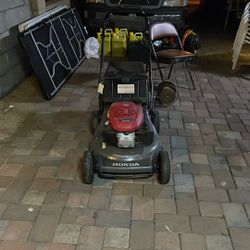 Honda Lawn Mower HRC 216