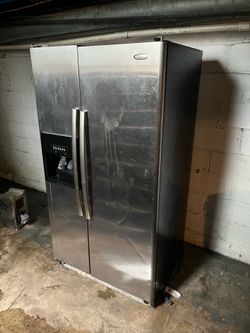 Whirlpool French door refrigerator