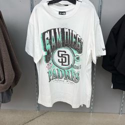 New Era Graphic tee Short Sleeve  