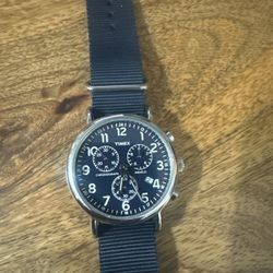 Timex Weekender watch Chronograph Date Blue Dial  Indiglo new battery