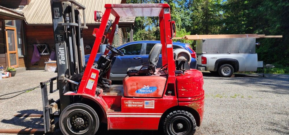Warehouse Class 4 Forklift