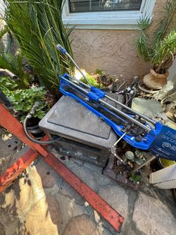 MARSHALLTOWN 24 in Tile cutter