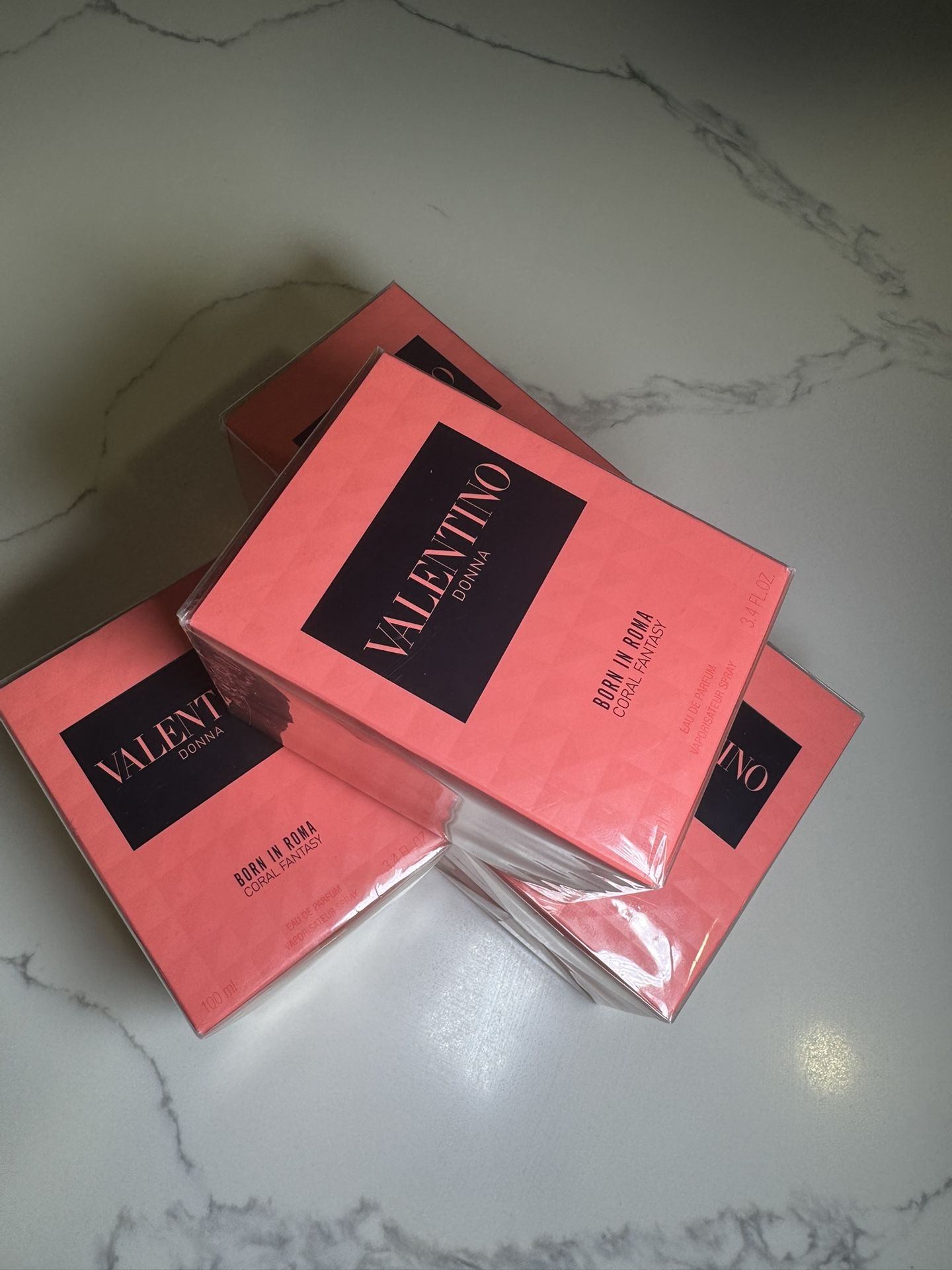 Valentino Donna Born in Roma Coral Fantasy Perfume