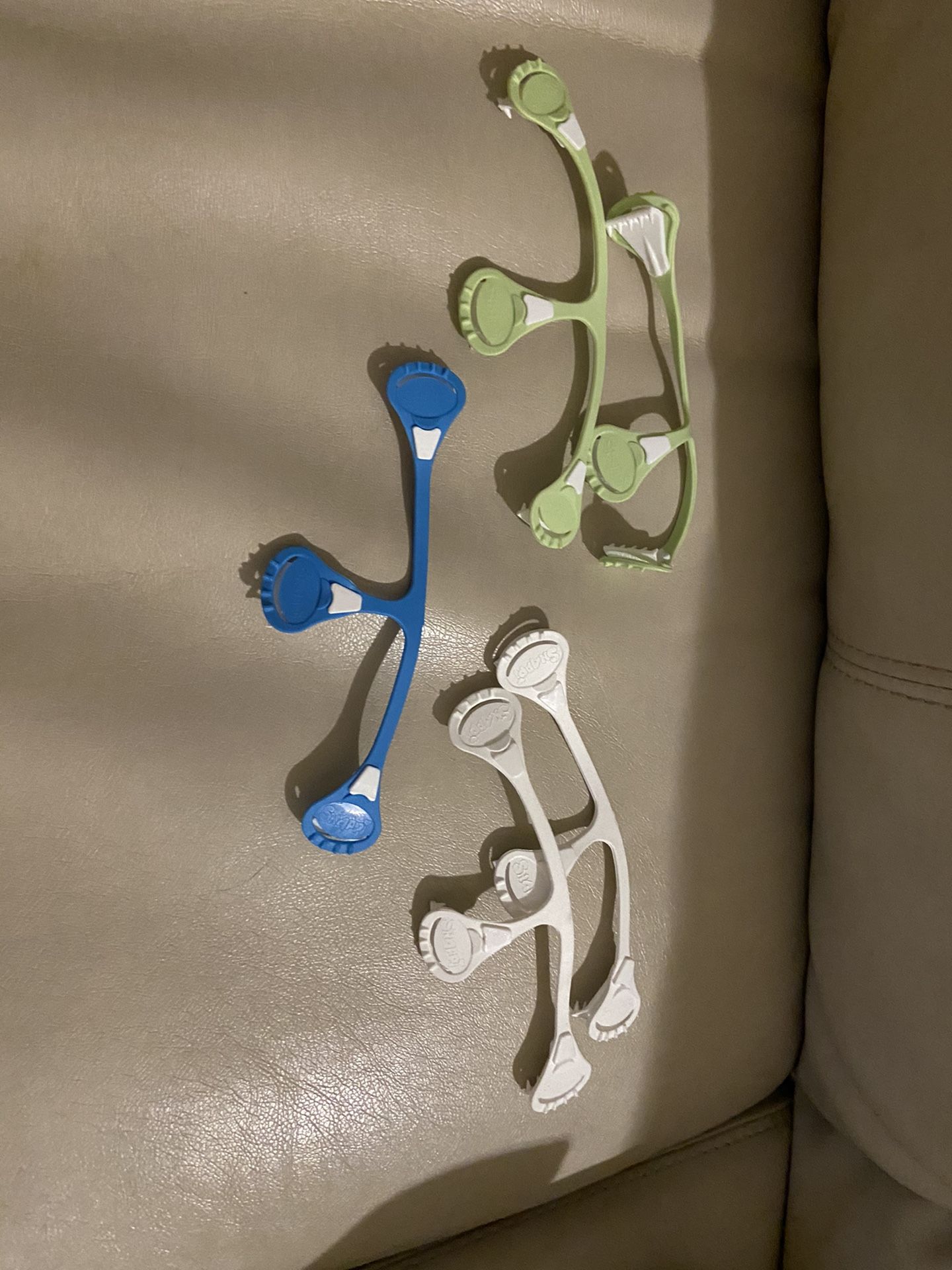 5 new Snappi for diapers