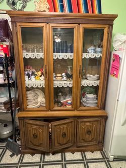Antique china cabinet. Pickup only. Asking $75 but will take reasonable offers