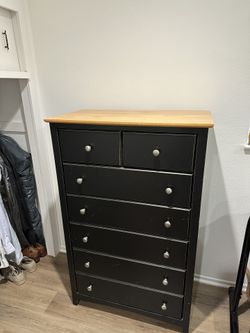 Queen Bed + Nightstand + Dresser + Desk