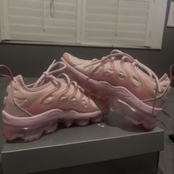 Pink Nike Women's Air VaporMax Plus (Size 5.0)