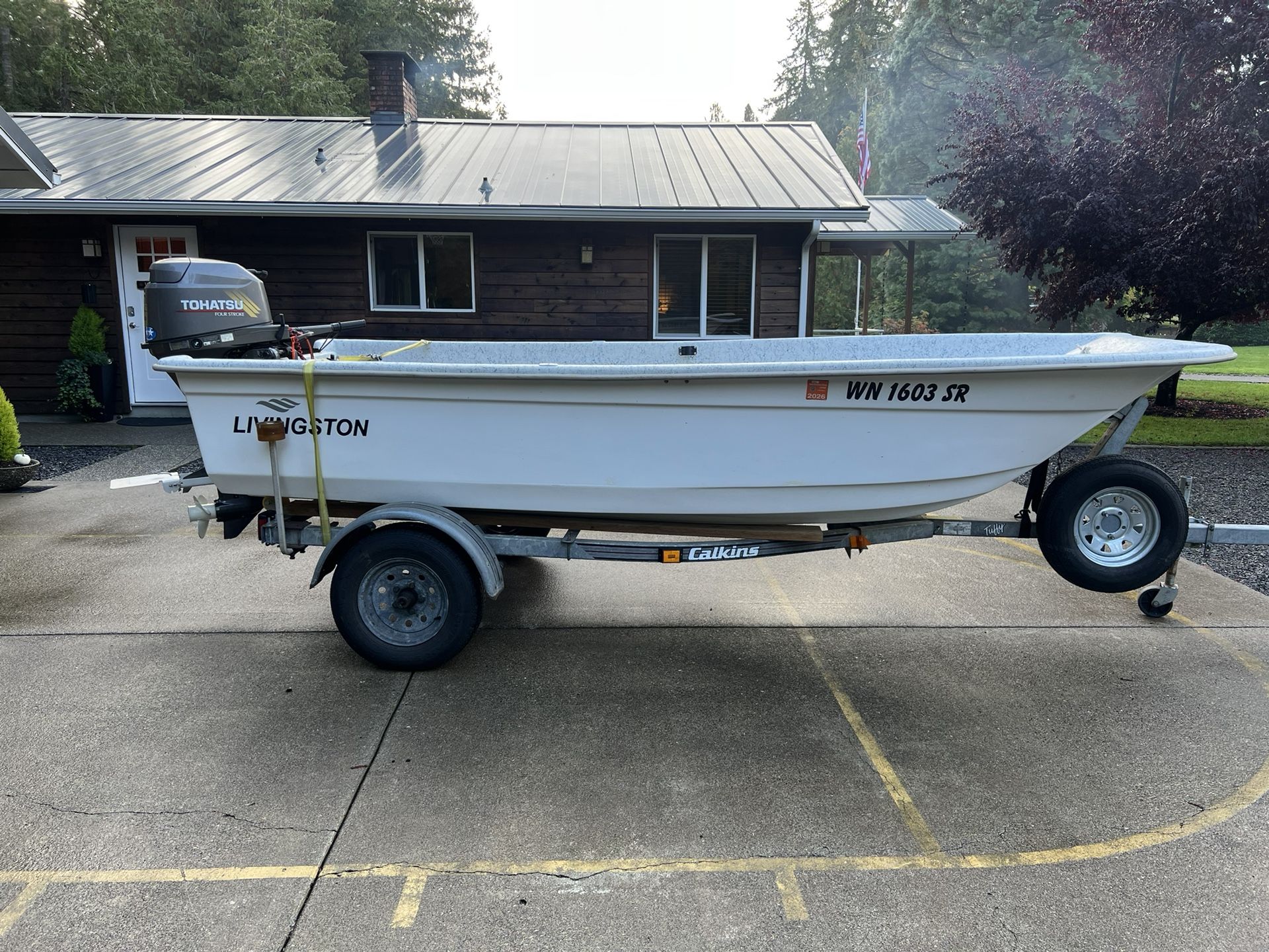 Awesome 14’ Livingston Boat