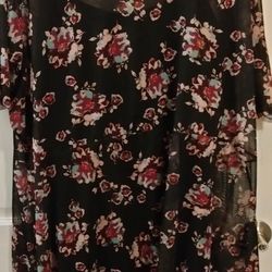 Women's Size 26-28 Lane Bryant Blouse 