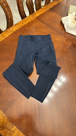 Lulumelon Legging Size 4