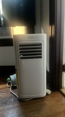 PORTABLE A/C 80$ OBO Only used twice!!