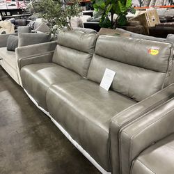 Henredon Leather Power Reclining Sofa With Power Adjustable Headrests 