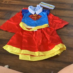 Super Girl Medium costume