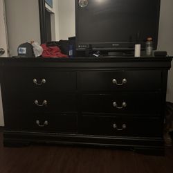 Drawer And Tv No Remote Control 