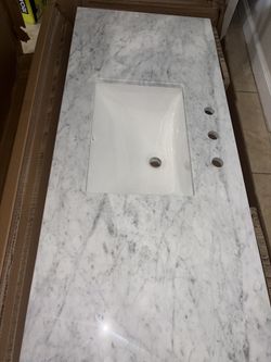 🛁 49" Carrara Marble Vanity Top – New, Great Deal