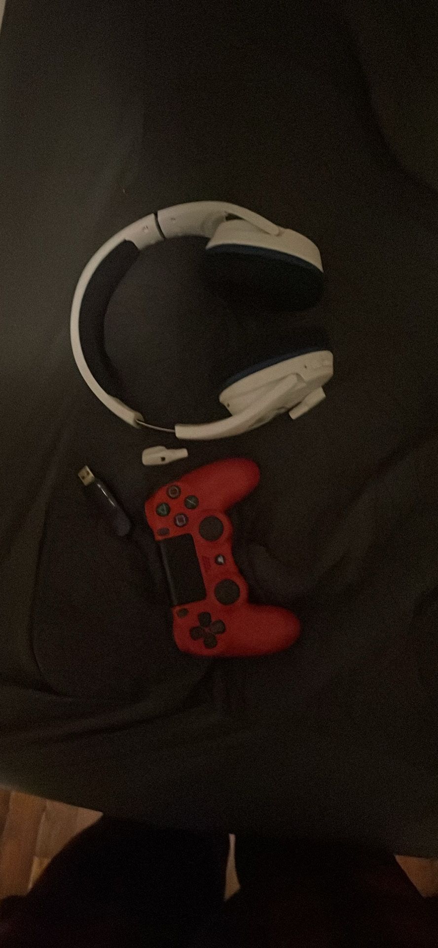 PS4 controller and hyper X headphones