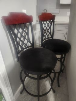 Bar stool