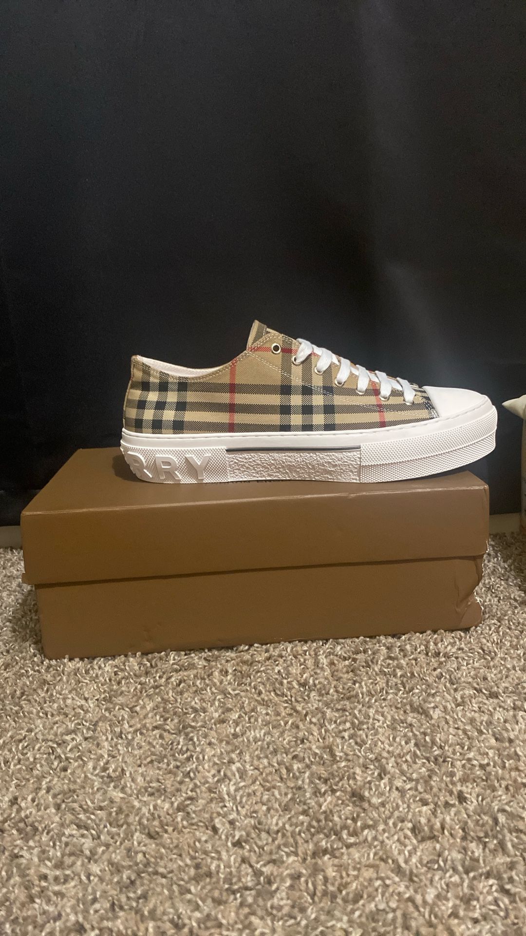 Burberry Shoes