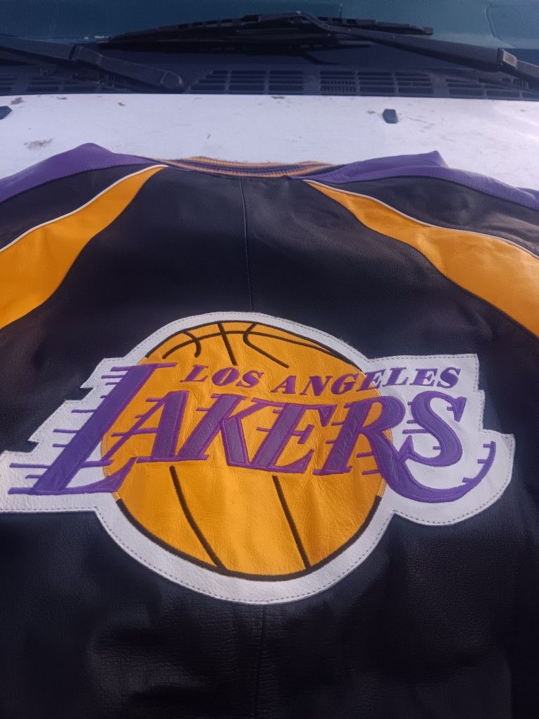 Super Rare 1990s Vintage Lakers leather Jacket. SUPER COLLECTABLE.
