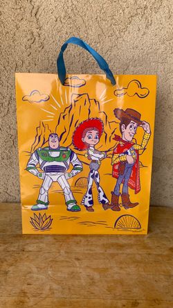 DISNEY TOY STORY BUZZLIGHTYEAR FIGURE AND WOODY TRAIN TOY GIFT SET WITH GIFT BAG