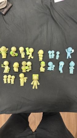 Smiski Figures