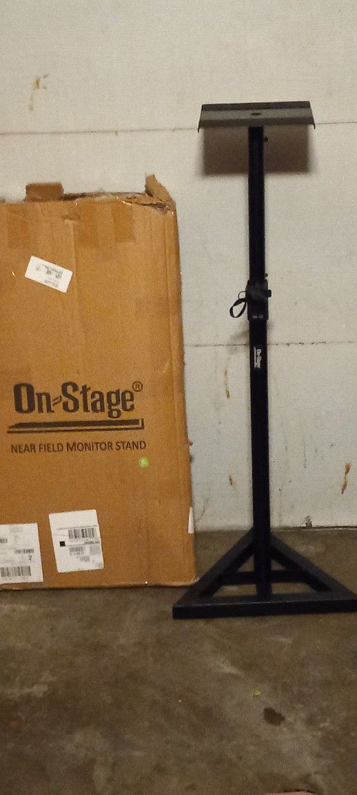On-Stage Adjustable Stands