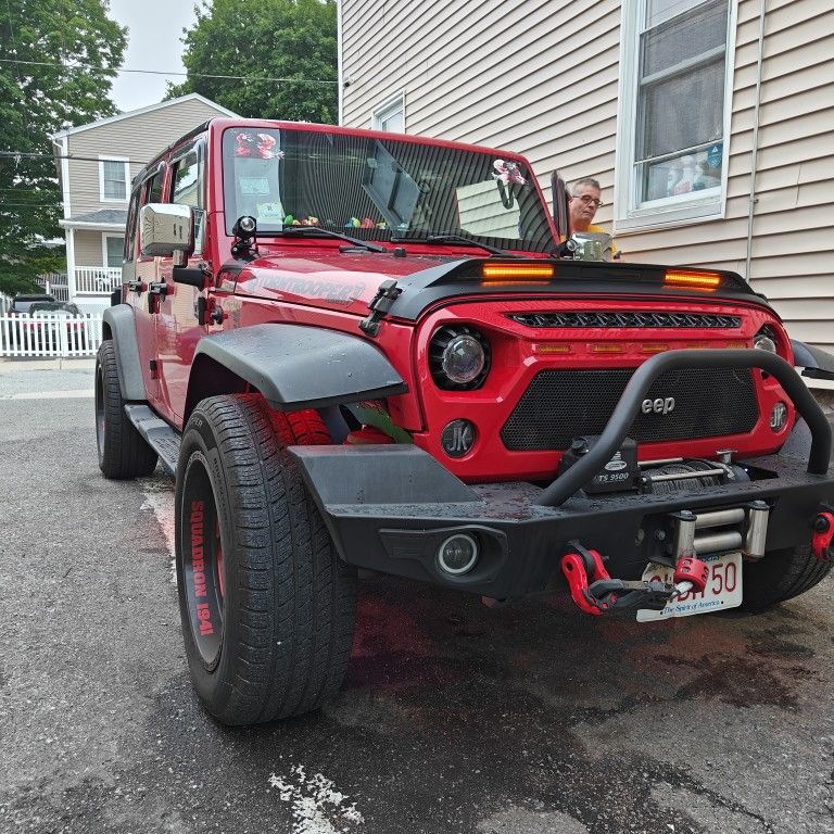 2012 Jeep Wrangler Sport Unlimited - Great Condition