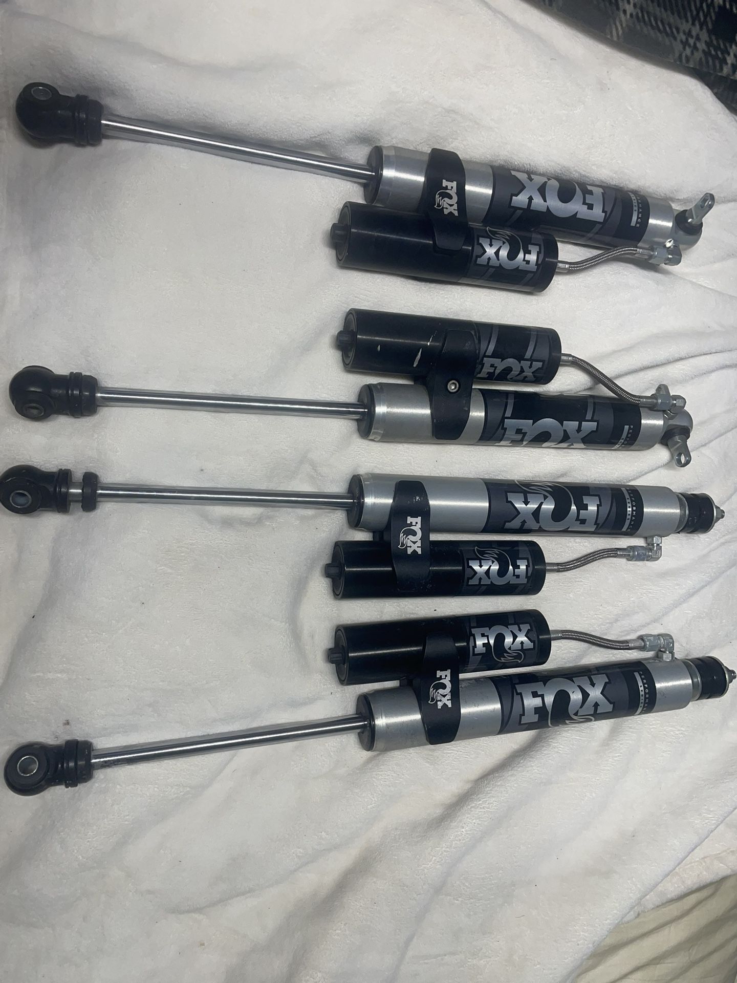 Jeep Jk Wrangler Fox Shocks 2.0 Reservoir 2 Front 2 Back With 3.5” Lift Springs