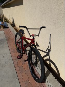 red coreline throne 29 inch