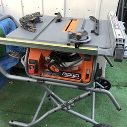 RIDGID 10 in. Pro Jobsite Table Saw with Stand