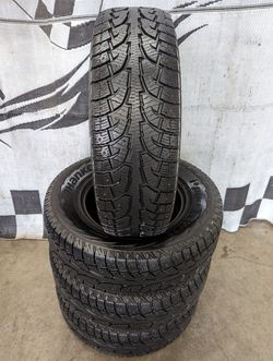 215/70r15 Hankook Winter I-Pike studded snow tires