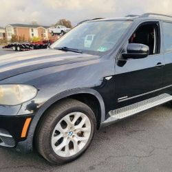 2011 BMW X5 3RD ROW SEATS