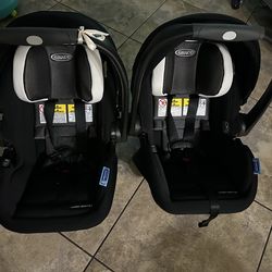 Graco SnugRide SnugFit DLX Infant Car Seat