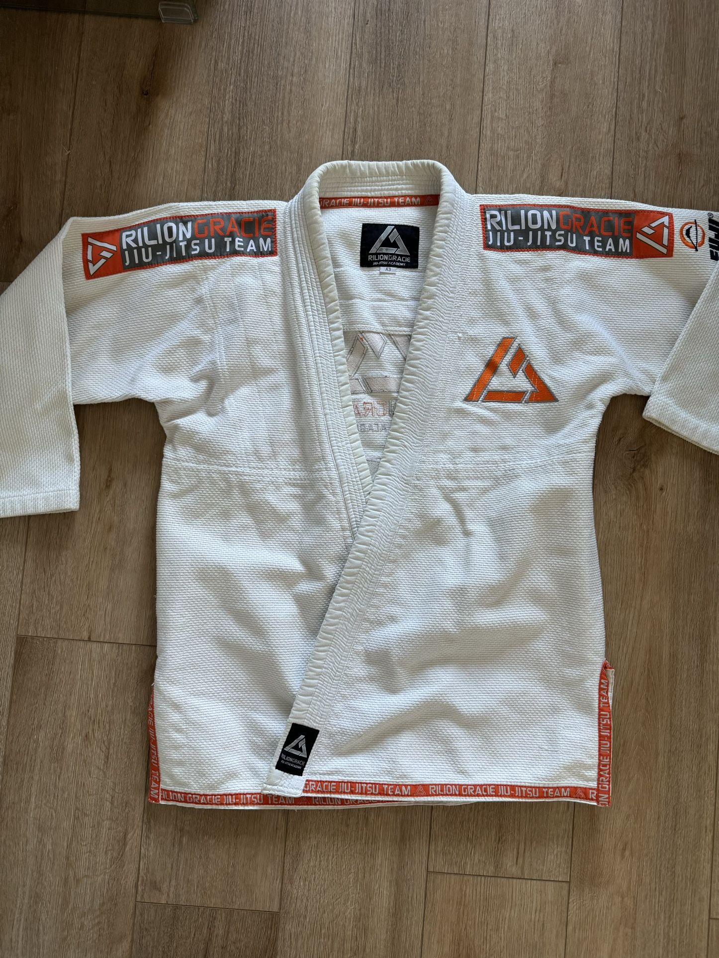 FUJI BJJ Jiu Jitsu Rilion Gracie Gi Size A3