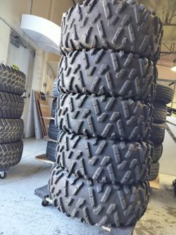 (5) Maxxis UTV Tires 30x10r14